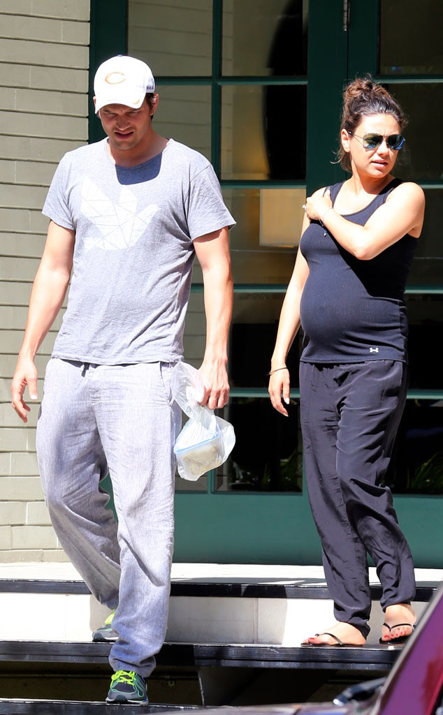 Mila Kunis, Ashton Kutcher Mila Kunis, Ashton Kutcher